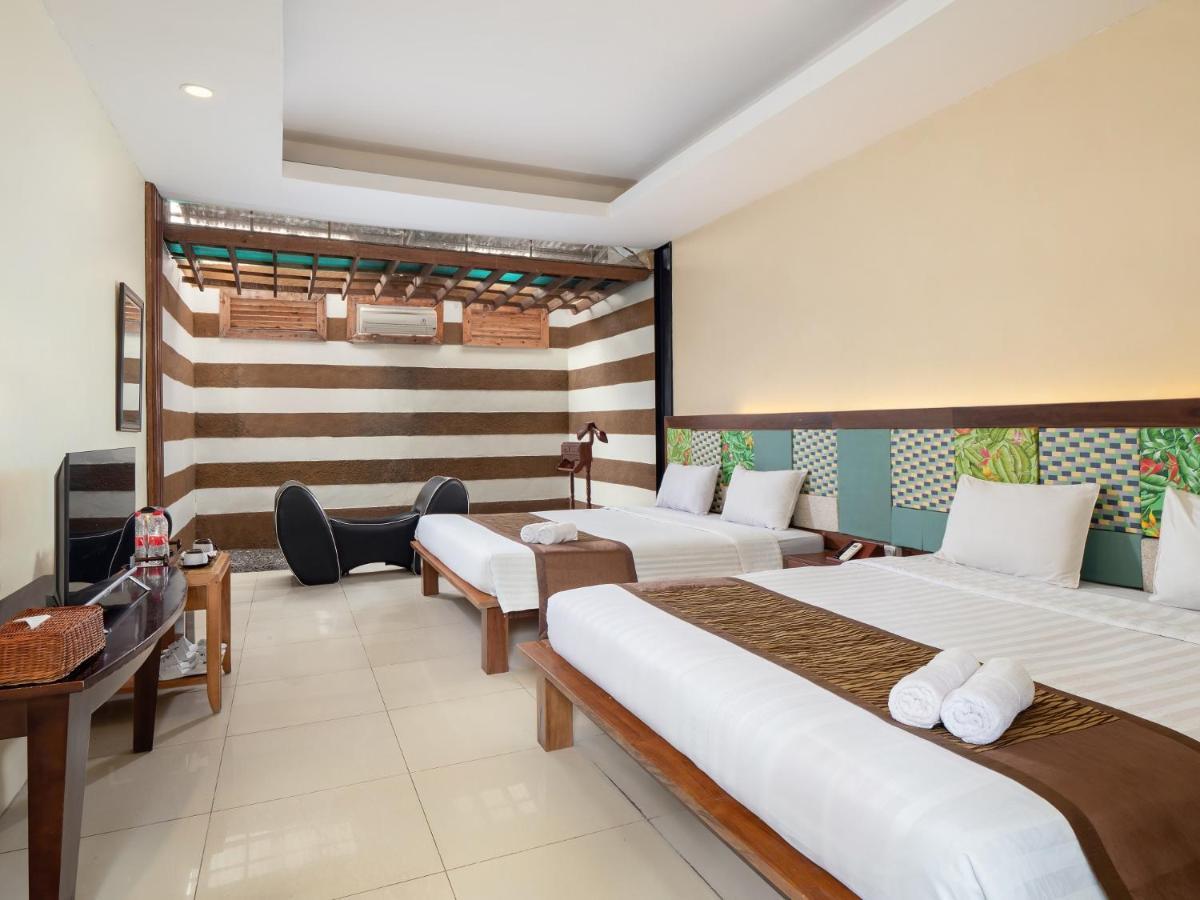 The Village Resort בוגור מראה חיצוני תמונה
