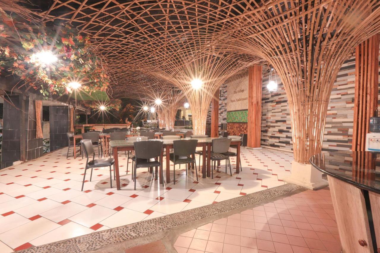The Village Resort בוגור מראה חיצוני תמונה